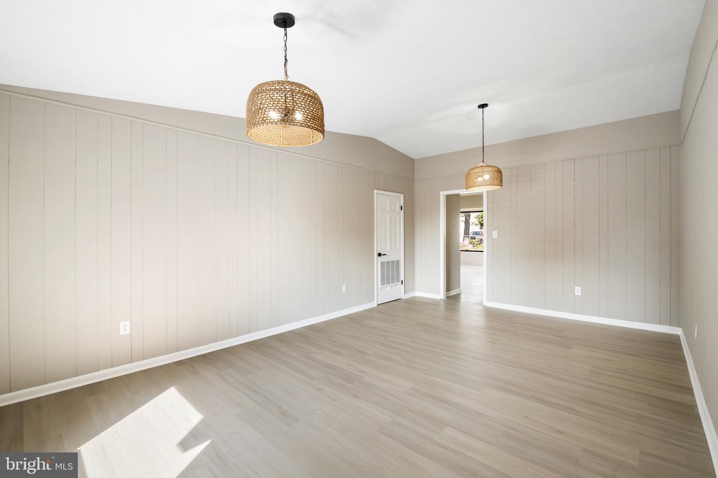 310 CAMBRIDGE DR #1, STUARTS DRAFT, Virginia 24477, 2 Bedrooms Bedrooms, ,2 BathroomsBathrooms,Residential,For sale,310 CAMBRIDGE DR #1,VAAG2002668 MLS # VAAG2002668