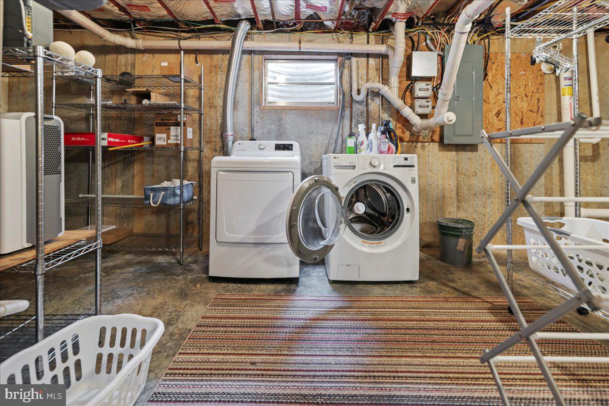 181 MOBLEY MTN RD, AMHERST, Virginia 24521, ,1 BathroomBathrooms,Residential,For sale,181 MOBLEY MTN RD,VAAH2000084 MLS # VAAH2000084