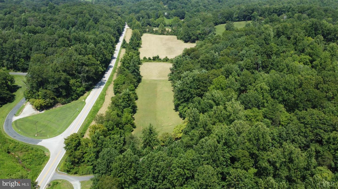 181 MOBLEY MTN RD, AMHERST, Virginia 24521, ,1 BathroomBathrooms,Residential,For sale,181 MOBLEY MTN RD,VAAH2000084 MLS # VAAH2000084