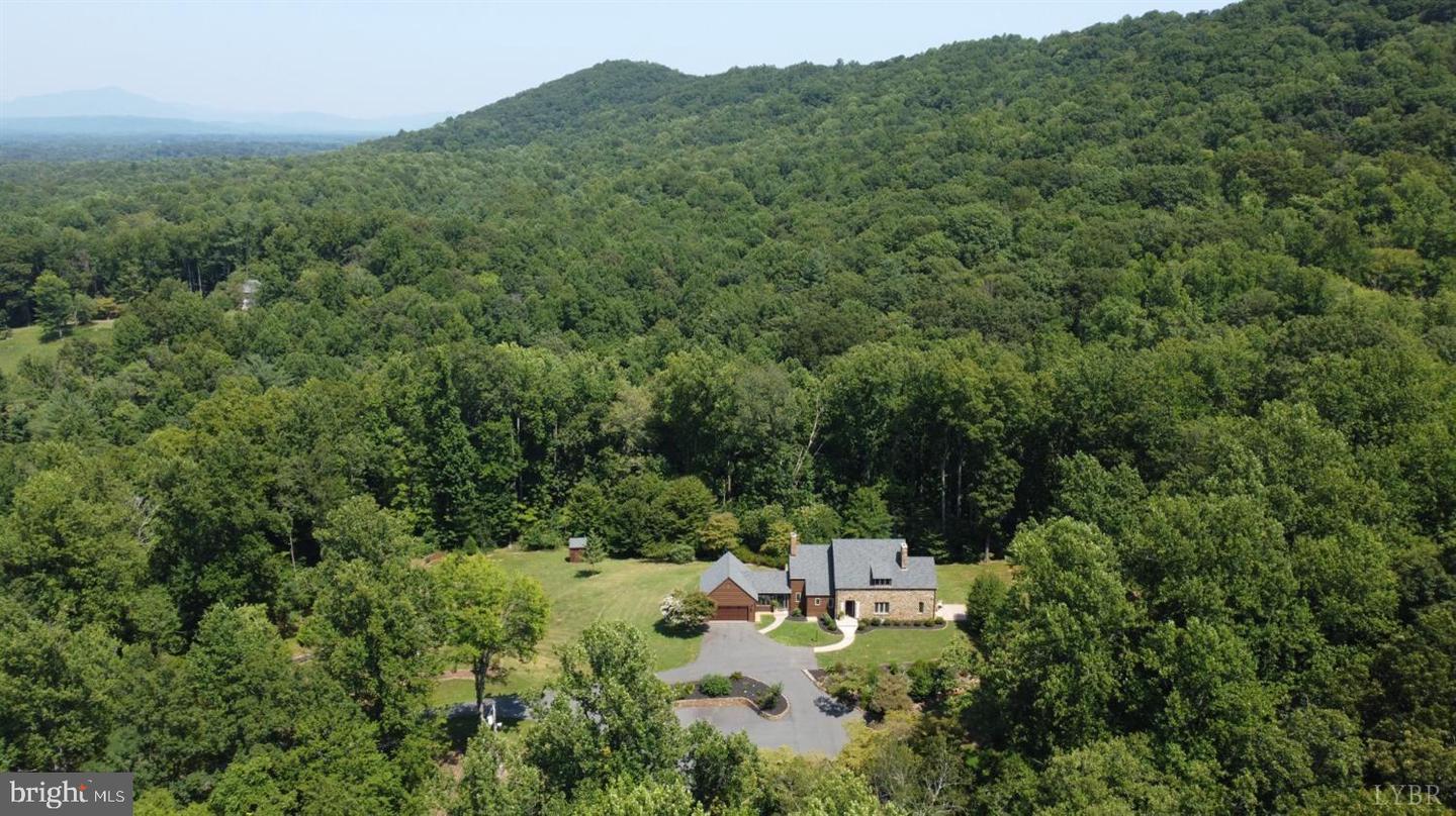 181 MOBLEY MTN RD, AMHERST, Virginia 24521, ,1 BathroomBathrooms,Residential,For sale,181 MOBLEY MTN RD,VAAH2000084 MLS # VAAH2000084