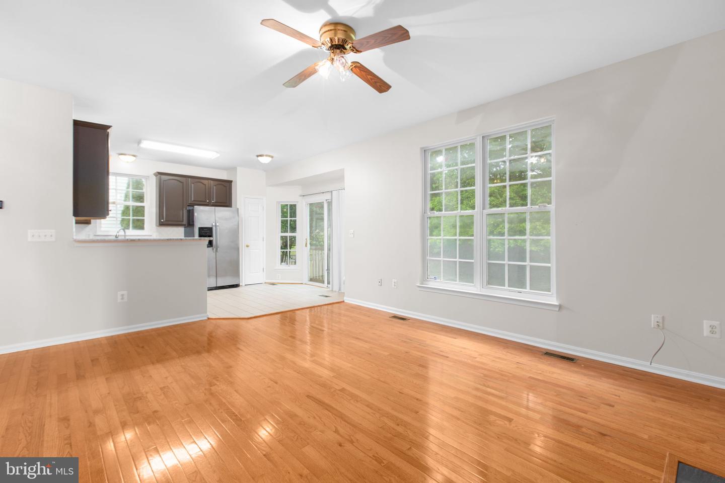 17575 DEWEYS RUN LN, DUMFRIES, Virginia 22026, 4 Bedrooms Bedrooms, 8 Rooms Rooms,2 BathroomsBathrooms,Residential,For sale,17575 DEWEYS RUN LN,VAPW2104908 MLS # VAPW2104908