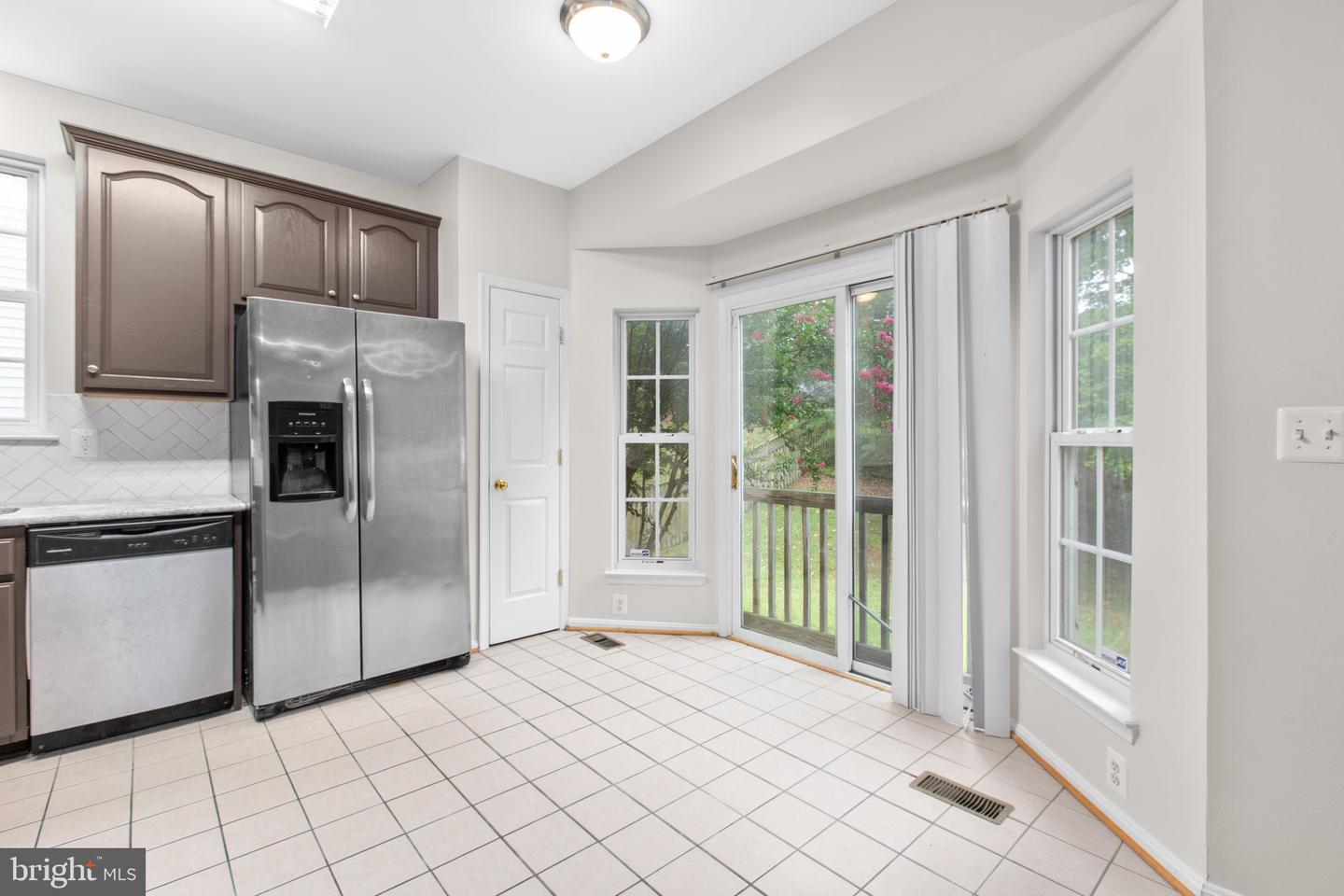 17575 DEWEYS RUN LN, DUMFRIES, Virginia 22026, 4 Bedrooms Bedrooms, 8 Rooms Rooms,2 BathroomsBathrooms,Residential,For sale,17575 DEWEYS RUN LN,VAPW2104908 MLS # VAPW2104908