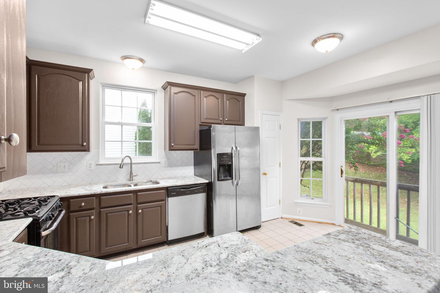 17575 DEWEYS RUN LN, DUMFRIES, Virginia 22026, 4 Bedrooms Bedrooms, 8 Rooms Rooms,2 BathroomsBathrooms,Residential,For sale,17575 DEWEYS RUN LN,VAPW2104908 MLS # VAPW2104908
