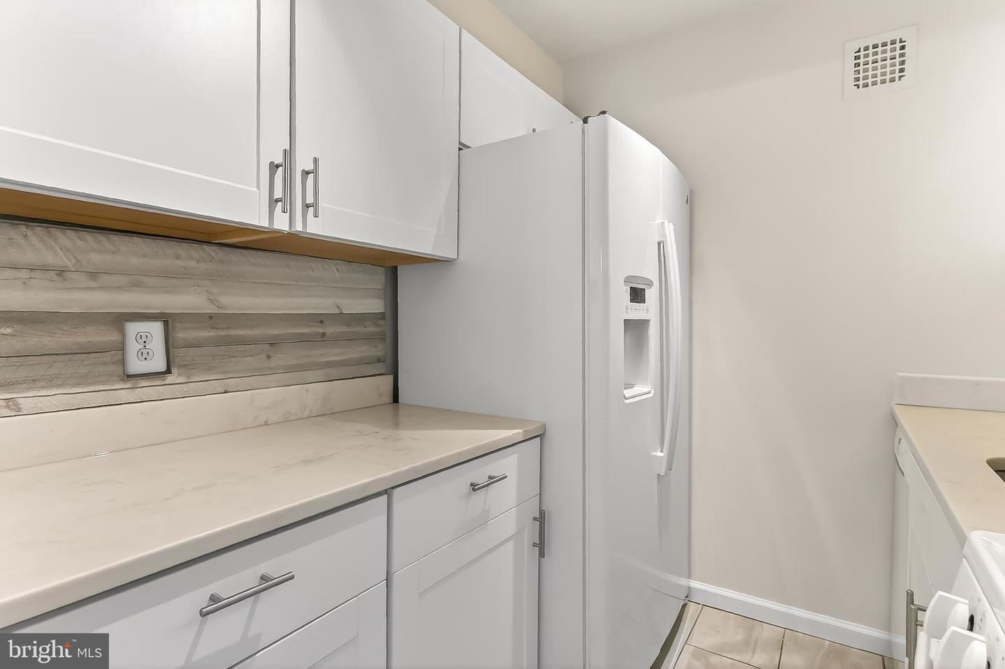 1931 N CLEVELAND ST #409, ARLINGTON, Virginia 22201, 1 Bedroom Bedrooms, ,1 BathroomBathrooms,Residential,For sale,1931 N CLEVELAND ST #409,VAAR2064300 MLS # VAAR2064300