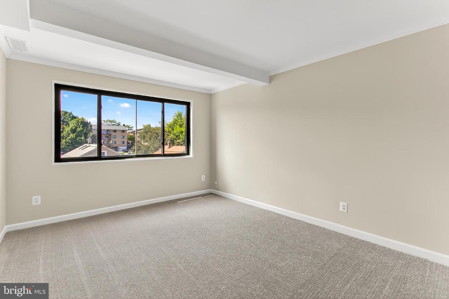 1931 N CLEVELAND ST #409, ARLINGTON, Virginia 22201, 1 Bedroom Bedrooms, ,1 BathroomBathrooms,Residential,For sale,1931 N CLEVELAND ST #409,VAAR2064300 MLS # VAAR2064300
