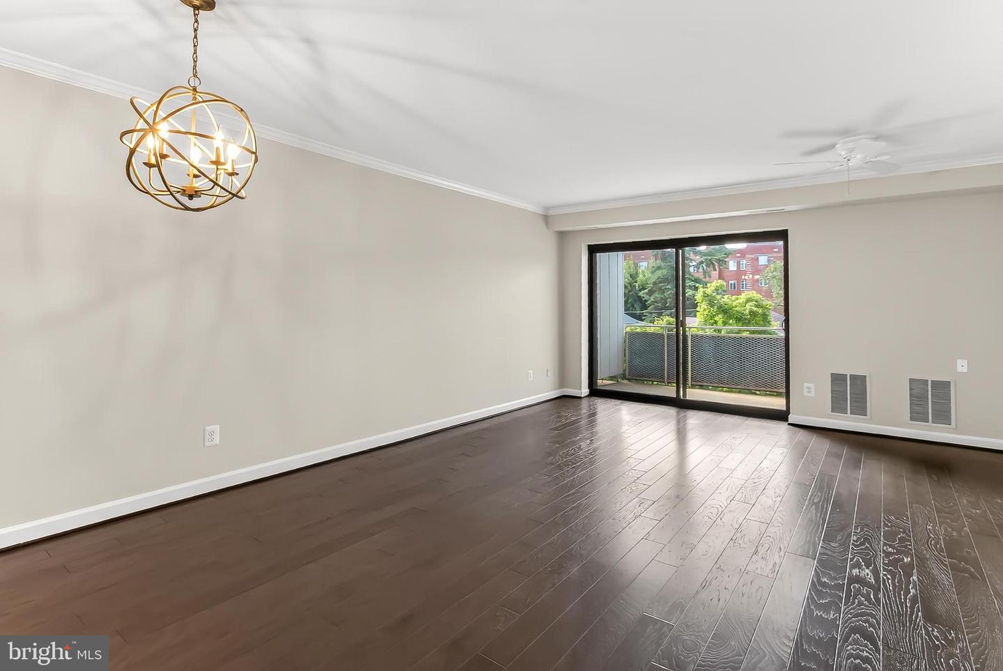 1931 N CLEVELAND ST #409, ARLINGTON, Virginia 22201, 1 Bedroom Bedrooms, ,1 BathroomBathrooms,Residential,For sale,1931 N CLEVELAND ST #409,VAAR2064300 MLS # VAAR2064300