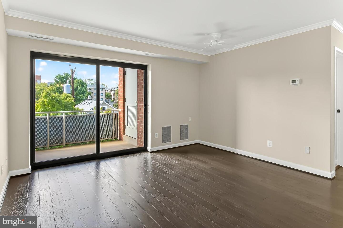 1931 N CLEVELAND ST #409, ARLINGTON, Virginia 22201, 1 Bedroom Bedrooms, ,1 BathroomBathrooms,Residential,For sale,1931 N CLEVELAND ST #409,VAAR2064300 MLS # VAAR2064300