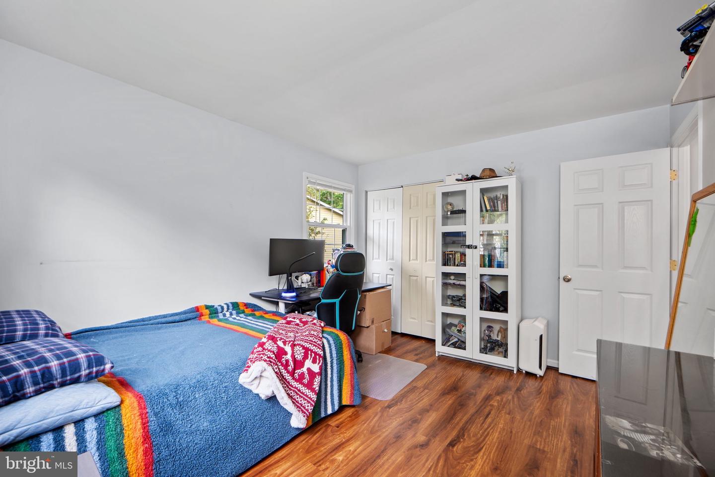 7222 WILLOW OAK PL, SPRINGFIELD, Virginia 22153, 4 Bedrooms Bedrooms, 7 Rooms Rooms,3 BathroomsBathrooms,Residential,For sale,7222 WILLOW OAK PL,VAFX2269958 MLS # VAFX2269958