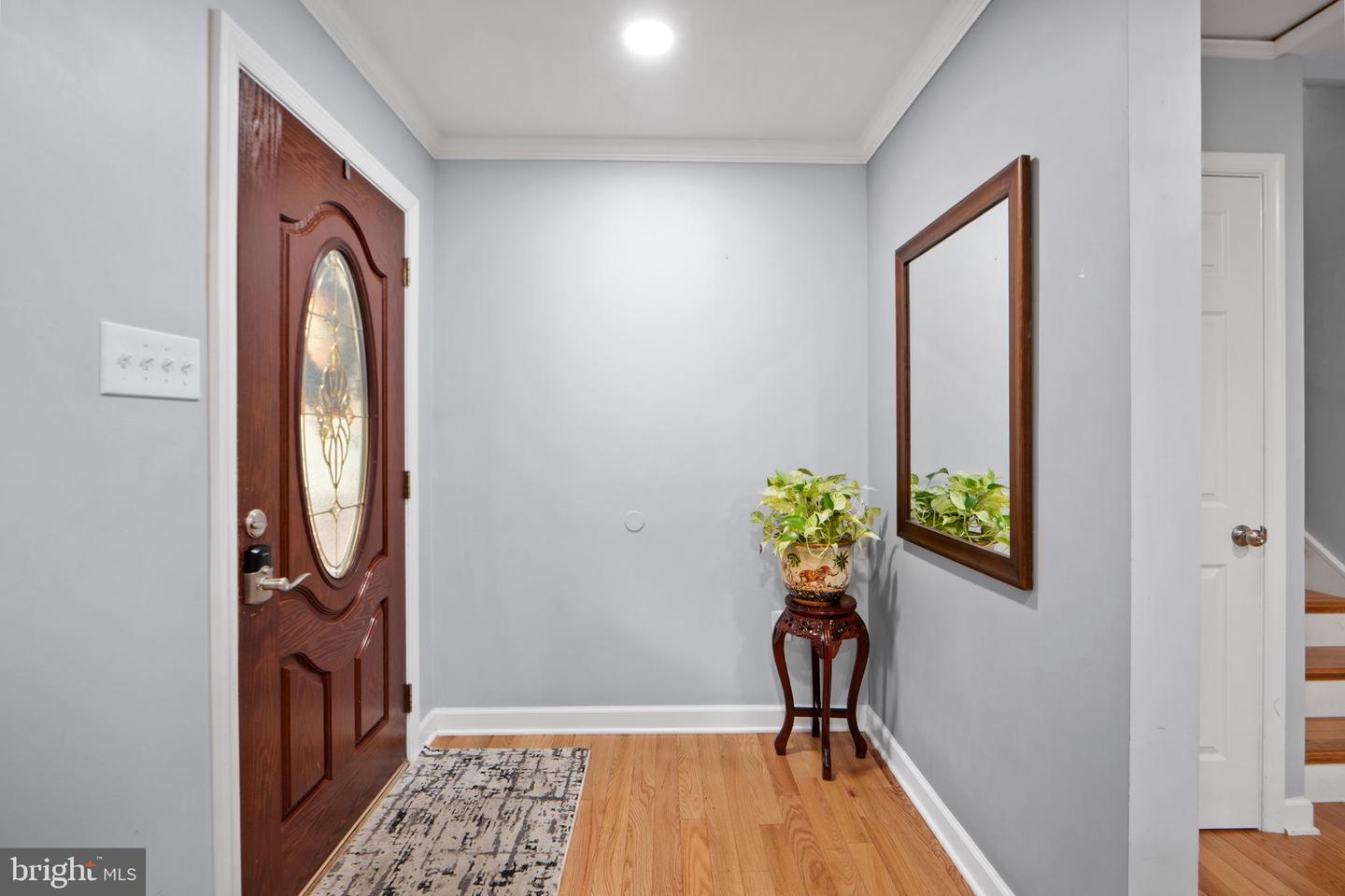 7222 WILLOW OAK PL, SPRINGFIELD, Virginia 22153, 4 Bedrooms Bedrooms, 7 Rooms Rooms,3 BathroomsBathrooms,Residential,For sale,7222 WILLOW OAK PL,VAFX2269958 MLS # VAFX2269958