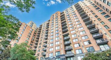2451 MIDTOWN AVE #714, ALEXANDRIA, Virginia 22303, 2 Bedrooms Bedrooms, ,2 BathroomsBathrooms,Residential,For sale,2451 MIDTOWN AVE #714,VAFX2270004 MLS # VAFX2270004