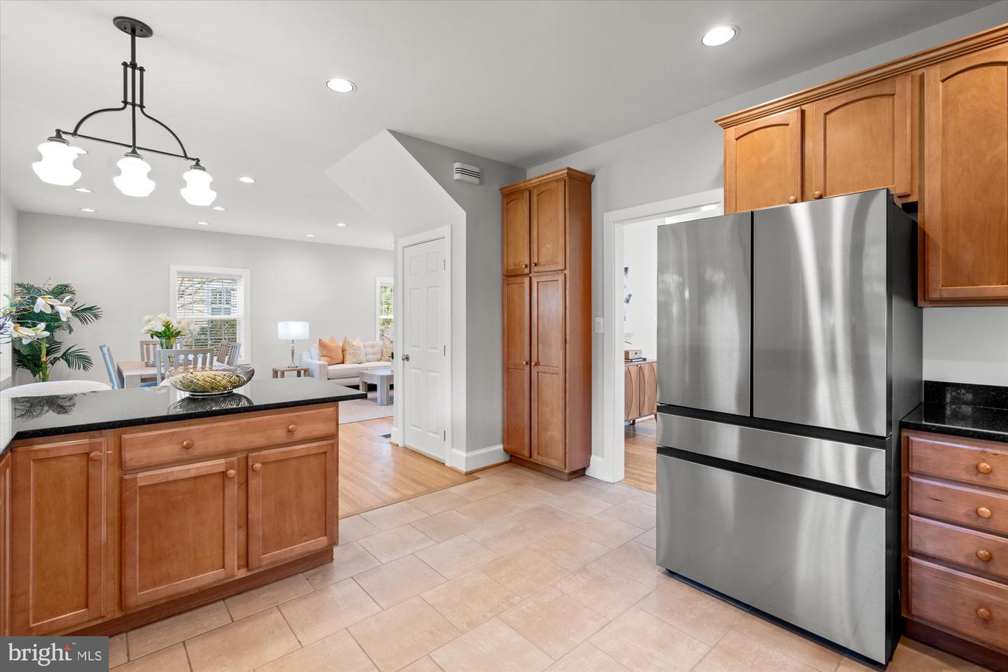 202 W GEORGE MASON RD, FALLS CHURCH, Virginia 22046, 4 Bedrooms Bedrooms, 14 Rooms Rooms,3 BathroomsBathrooms,Residential,For sale,202 W GEORGE MASON RD,VAFA2003238 MLS # VAFA2003238