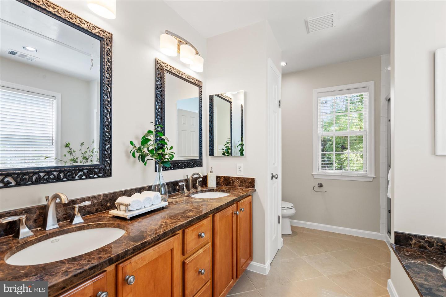 202 W GEORGE MASON RD, FALLS CHURCH, Virginia 22046, 4 Bedrooms Bedrooms, 14 Rooms Rooms,3 BathroomsBathrooms,Residential,For sale,202 W GEORGE MASON RD,VAFA2003238 MLS # VAFA2003238