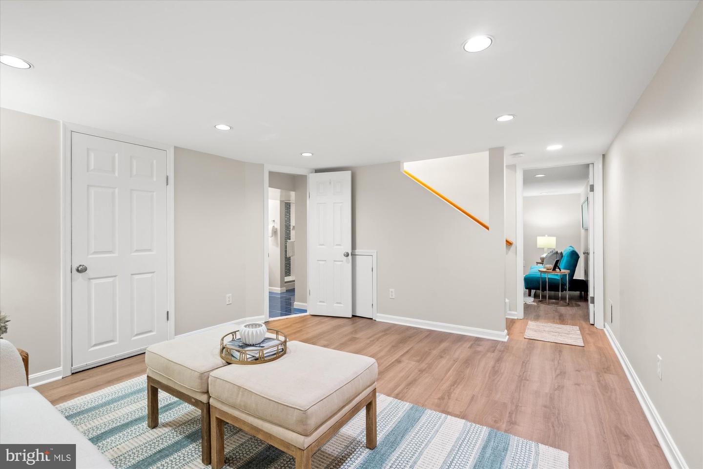 202 W GEORGE MASON RD, FALLS CHURCH, Virginia 22046, 4 Bedrooms Bedrooms, 14 Rooms Rooms,3 BathroomsBathrooms,Residential,For sale,202 W GEORGE MASON RD,VAFA2003238 MLS # VAFA2003238