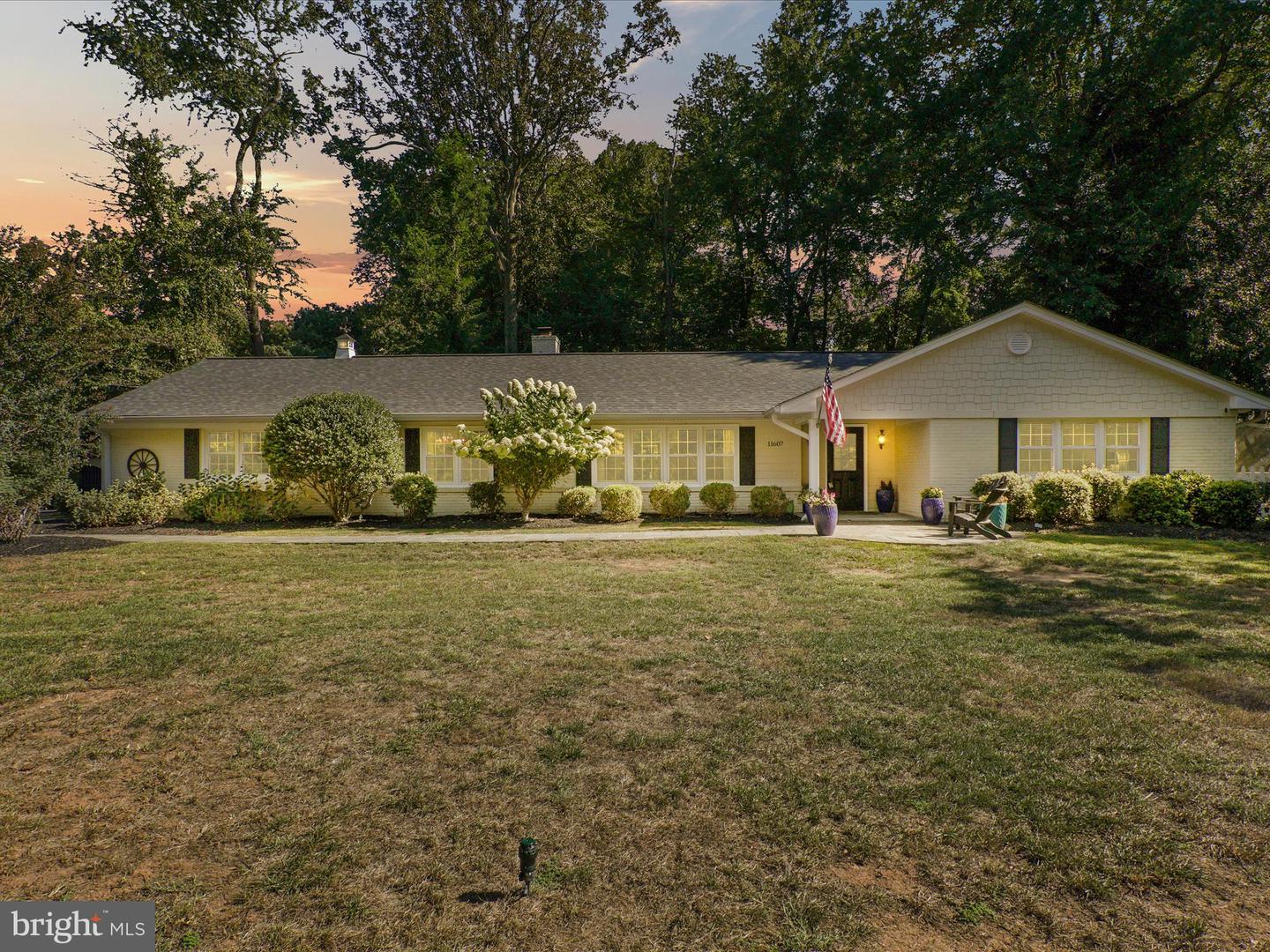 11607 HELMONT DR, OAKTON, Virginia 22124, 4 Bedrooms Bedrooms, ,2 BathroomsBathrooms,Residential,For sale,11607 HELMONT DR,VAFX2263330 MLS # VAFX2263330