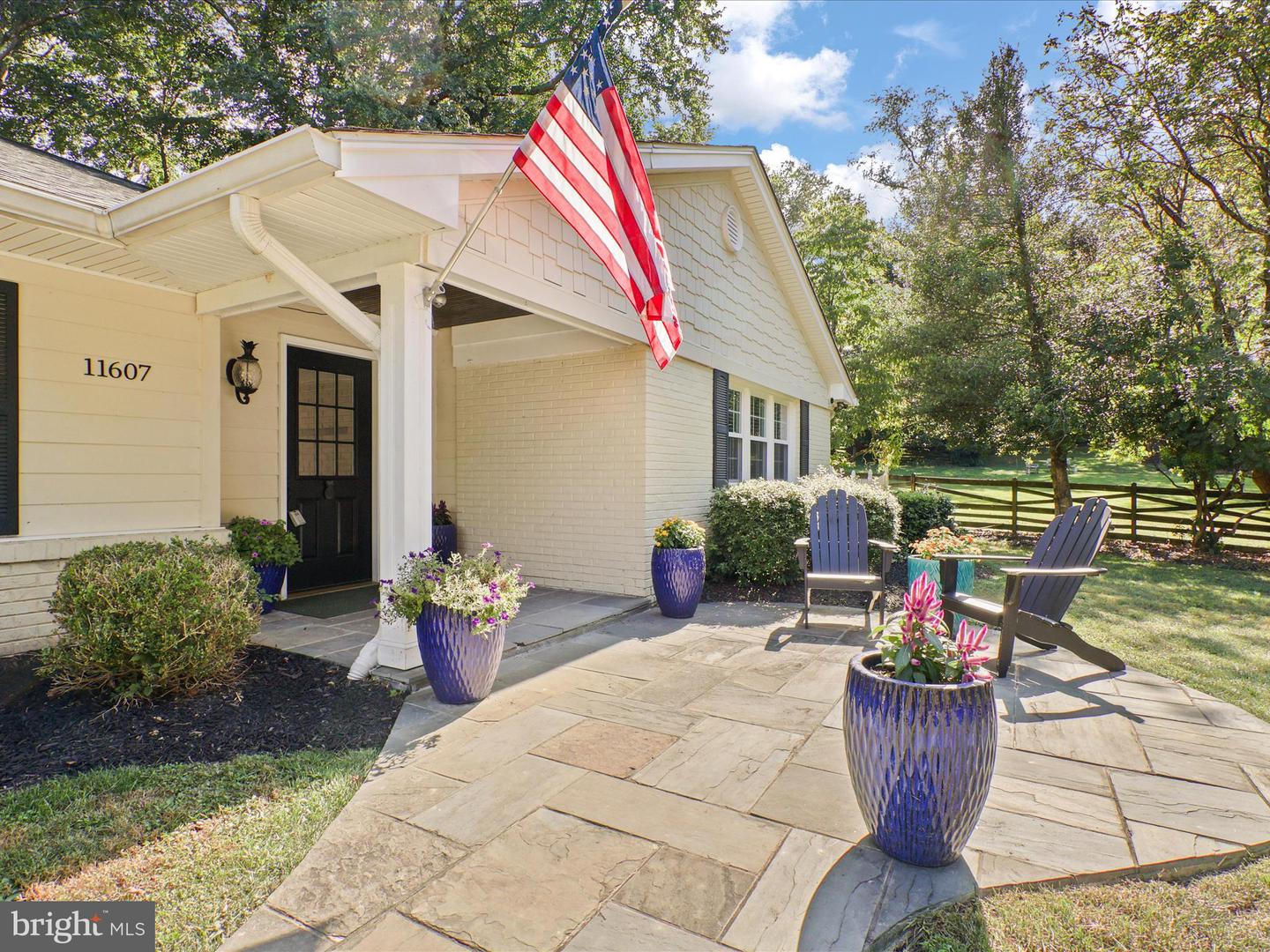 11607 HELMONT DR, OAKTON, Virginia 22124, 4 Bedrooms Bedrooms, ,2 BathroomsBathrooms,Residential,For sale,11607 HELMONT DR,VAFX2263330 MLS # VAFX2263330