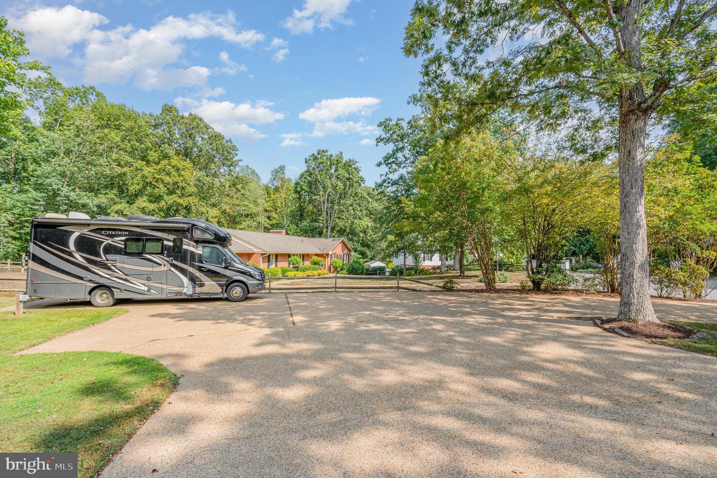2 HUNTERS CT, FREDERICKSBURG, Virginia 22405, 4 Bedrooms Bedrooms, ,3 BathroomsBathrooms,Residential,For sale,2 HUNTERS CT,VAST2042568 MLS # VAST2042568