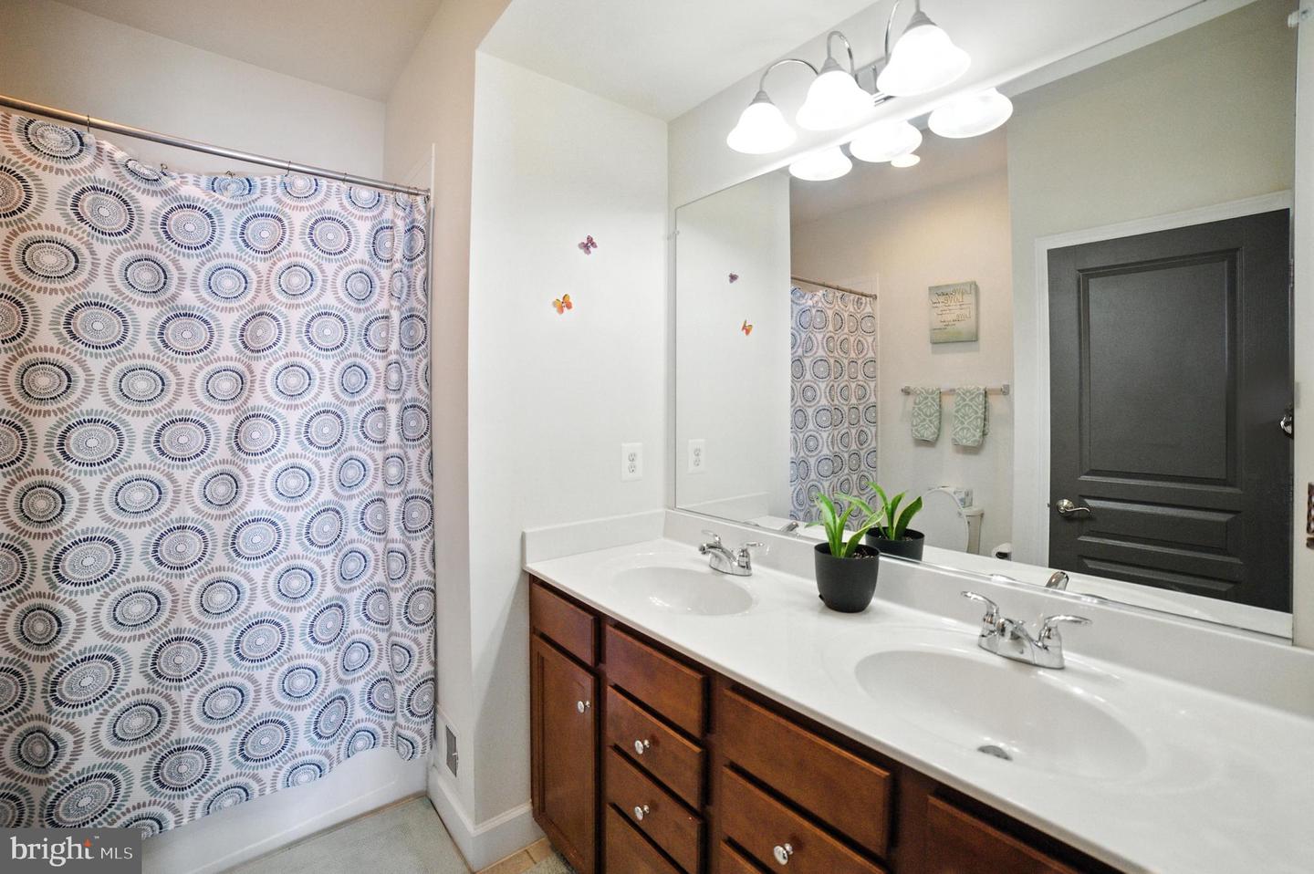 3365 SOARING CIR, WOODBRIDGE, Virginia 22193, 5 Bedrooms Bedrooms, ,4 BathroomsBathrooms,Residential,For sale,3365 SOARING CIR,VAPW2104030 MLS # VAPW2104030