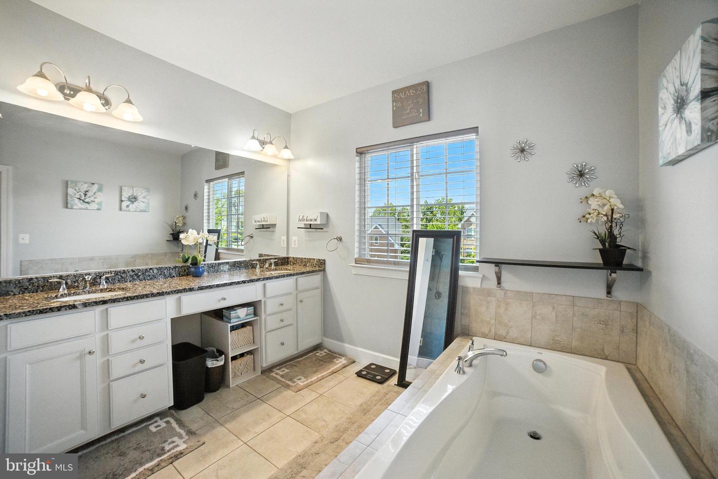 3365 SOARING CIR, WOODBRIDGE, Virginia 22193, 5 Bedrooms Bedrooms, ,4 BathroomsBathrooms,Residential,For sale,3365 SOARING CIR,VAPW2104030 MLS # VAPW2104030