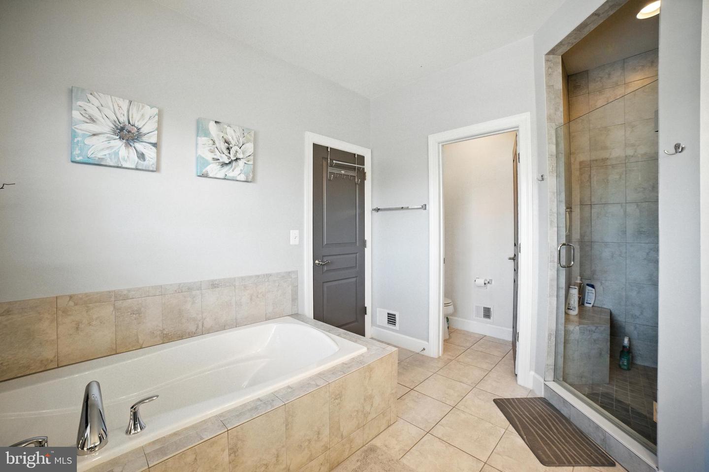 3365 SOARING CIR, WOODBRIDGE, Virginia 22193, 5 Bedrooms Bedrooms, ,4 BathroomsBathrooms,Residential,For sale,3365 SOARING CIR,VAPW2104030 MLS # VAPW2104030