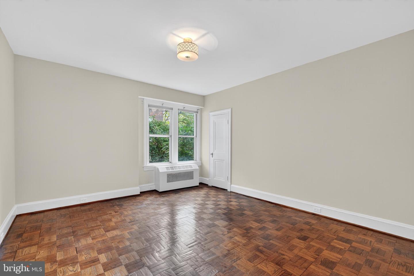 4000 CATHEDRAL AVE NW #208B, WASHINGTON, District Of Columbia 20016, 1 Bedroom Bedrooms, ,1 BathroomBathrooms,Residential,For sale,4000 CATHEDRAL AVE NW #208B,DCDC2223950 MLS # DCDC2223950