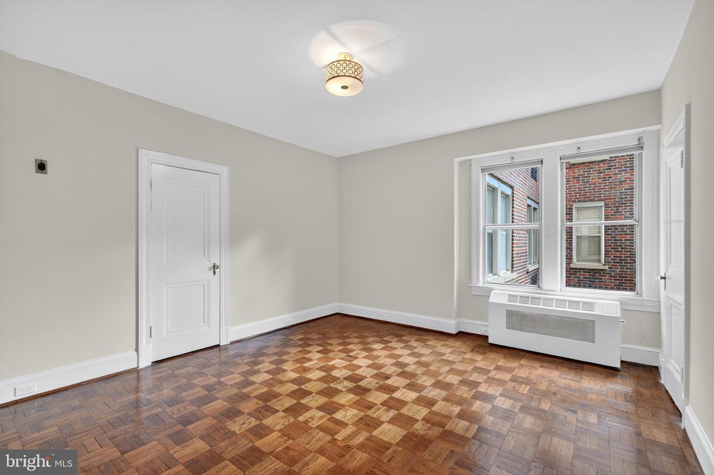 4000 CATHEDRAL AVE NW #208B, WASHINGTON, District Of Columbia 20016, 1 Bedroom Bedrooms, ,1 BathroomBathrooms,Residential,For sale,4000 CATHEDRAL AVE NW #208B,DCDC2223950 MLS # DCDC2223950