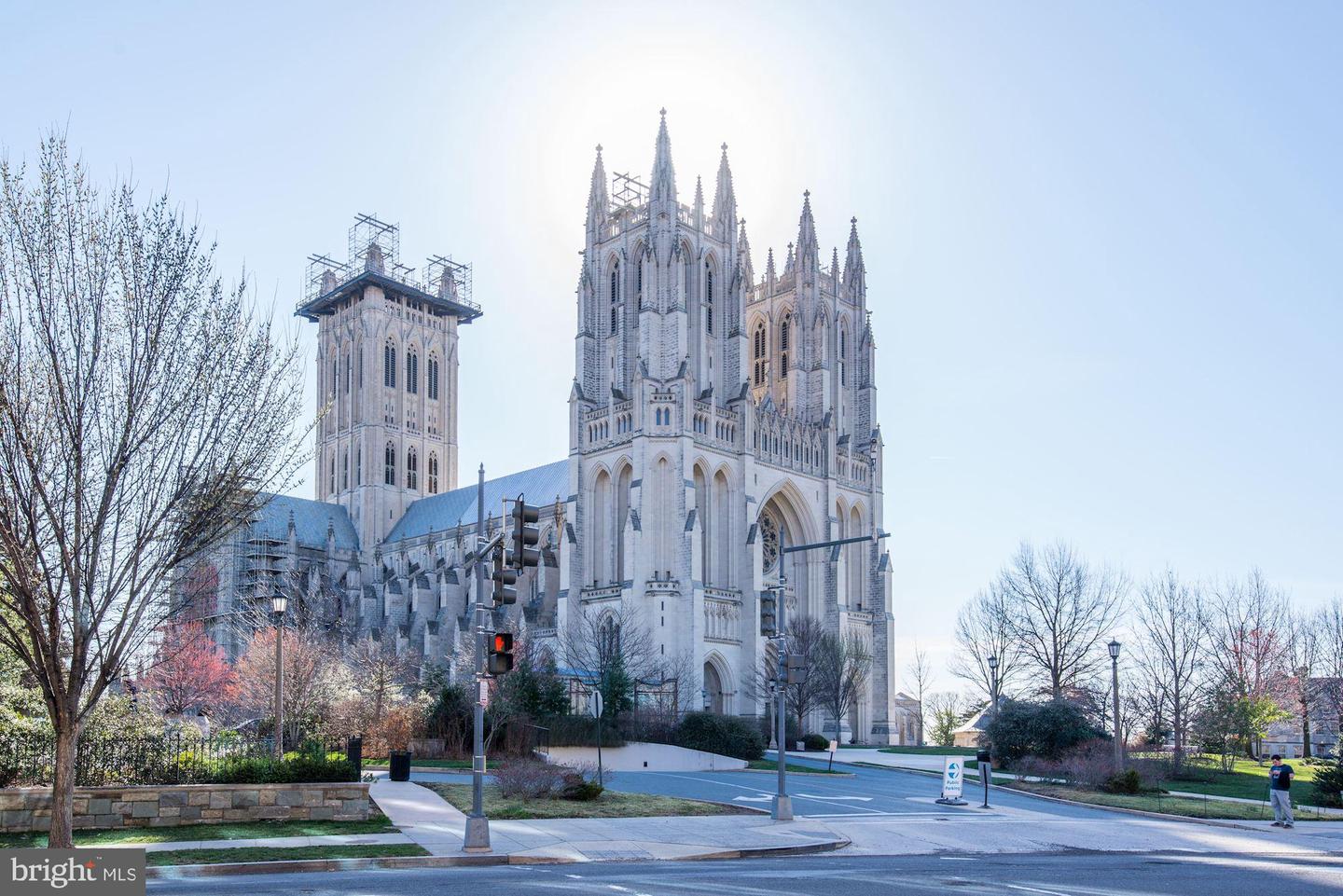 4000 CATHEDRAL AVE NW #208B, WASHINGTON, District Of Columbia 20016, 1 Bedroom Bedrooms, ,1 BathroomBathrooms,Residential,For sale,4000 CATHEDRAL AVE NW #208B,DCDC2223950 MLS # DCDC2223950