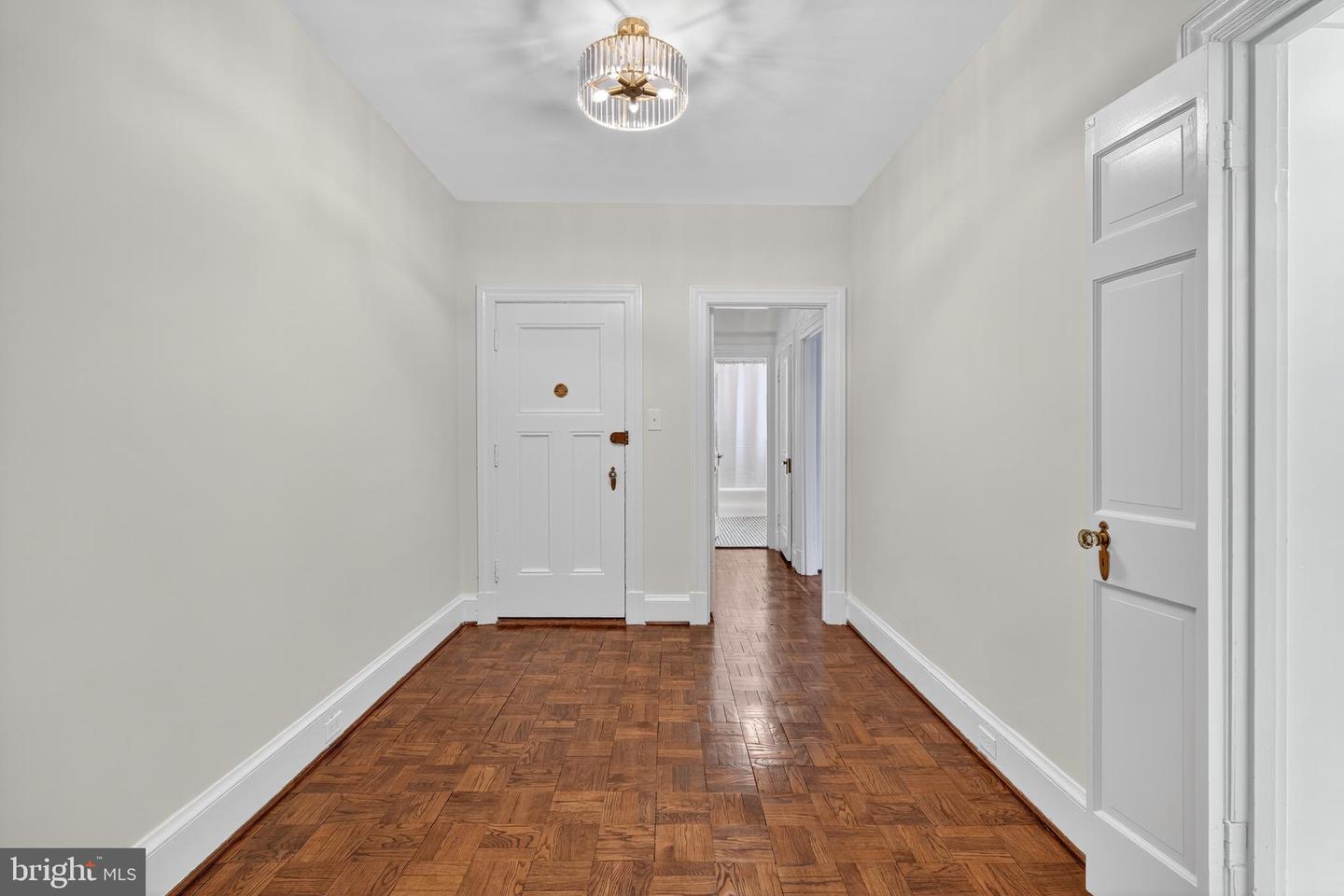 4000 CATHEDRAL AVE NW #208B, WASHINGTON, District Of Columbia 20016, 1 Bedroom Bedrooms, ,1 BathroomBathrooms,Residential,For sale,4000 CATHEDRAL AVE NW #208B,DCDC2223950 MLS # DCDC2223950