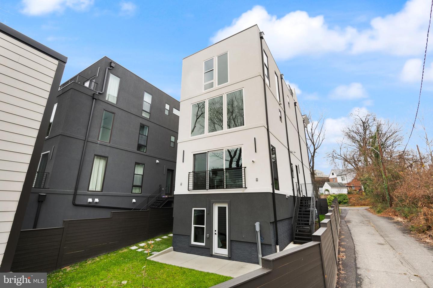 6116 30TH ST NW, WASHINGTON, District Of Columbia 20015, 7 Bedrooms Bedrooms, ,6 BathroomsBathrooms,Residential,For sale,6116 30TH ST NW,DCDC2224182 MLS # DCDC2224182