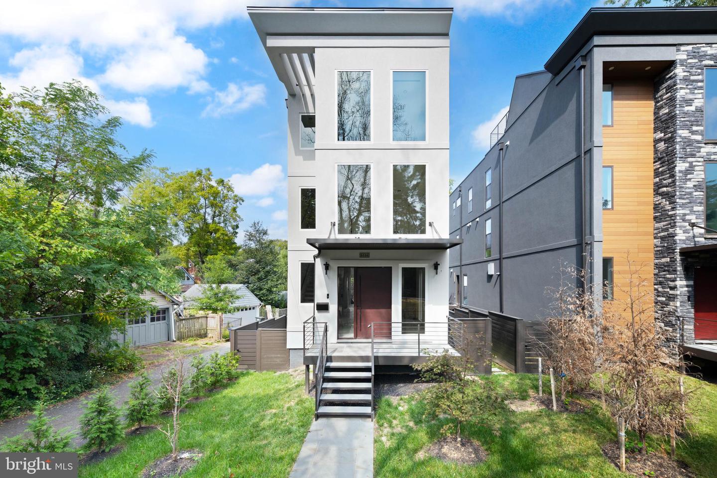 6116 30TH ST NW, WASHINGTON, District Of Columbia 20015, 7 Bedrooms Bedrooms, ,6 BathroomsBathrooms,Residential,For sale,6116 30TH ST NW,DCDC2224182 MLS # DCDC2224182