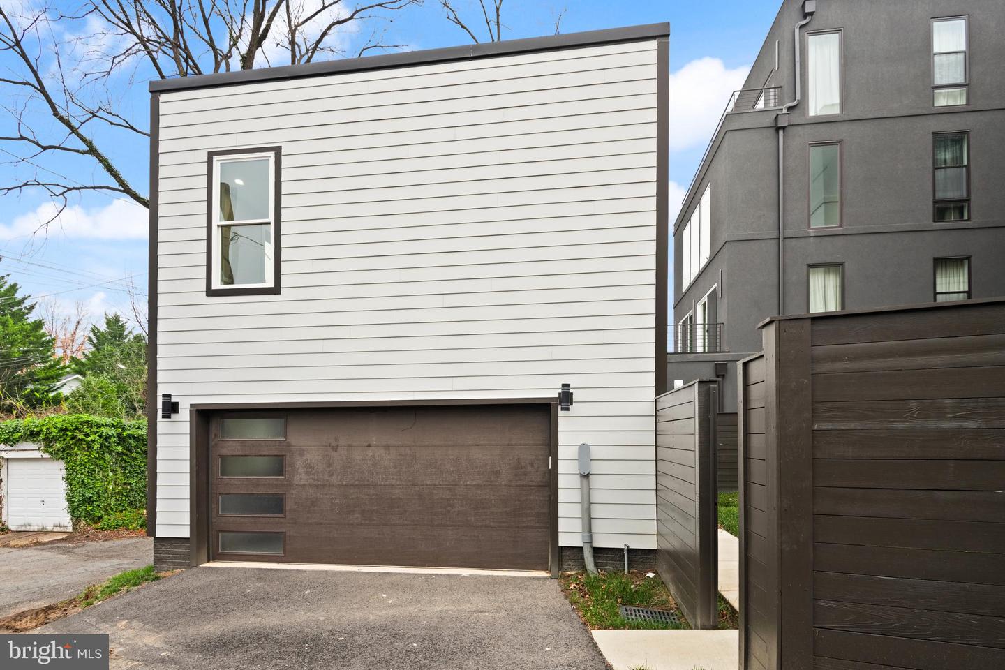 6116 30TH ST NW, WASHINGTON, District Of Columbia 20015, 7 Bedrooms Bedrooms, ,6 BathroomsBathrooms,Residential,For sale,6116 30TH ST NW,DCDC2224182 MLS # DCDC2224182