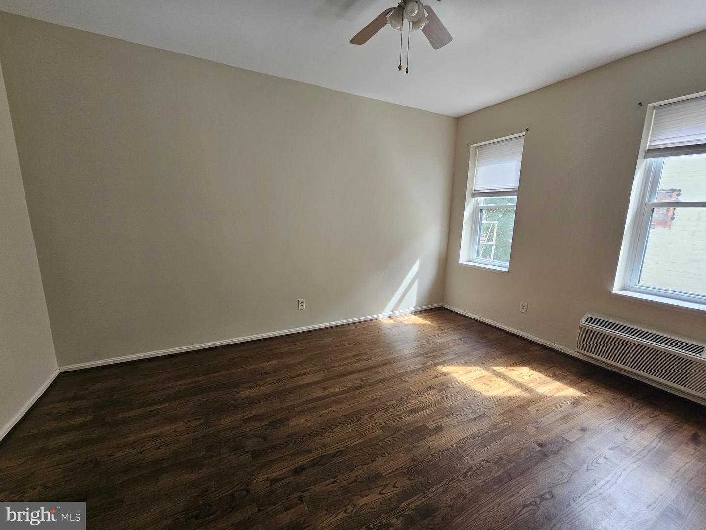 1843 MINTWOOD PL NW #204, WASHINGTON, District Of Columbia 20009, 2 Bedrooms Bedrooms, 7 Rooms Rooms,2 BathroomsBathrooms,Residential,For sale,1843 MINTWOOD PL NW #204,DCDC2224876 MLS # DCDC2224876