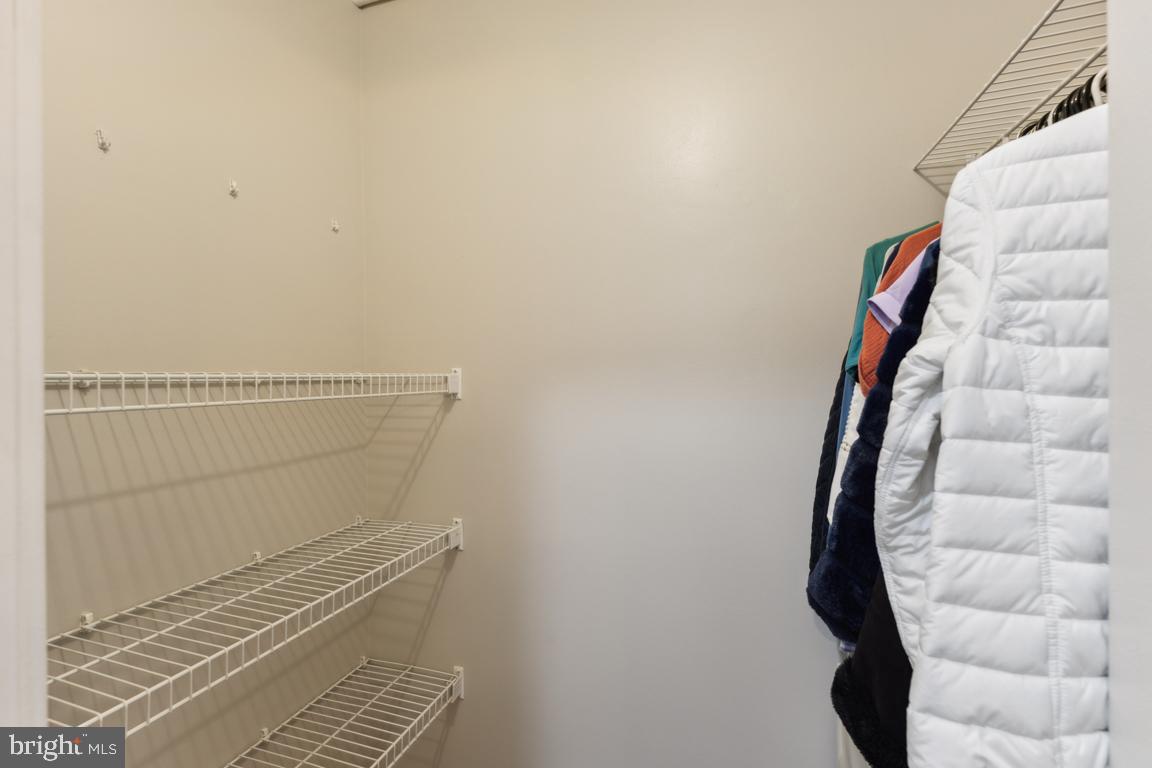 900 N STAFFORD ST #1117, ARLINGTON, Virginia 22203, 3 Bedrooms Bedrooms, ,2 BathroomsBathrooms,Residential,For sale,900 N STAFFORD ST #1117,VAAR2064330 MLS # VAAR2064330
