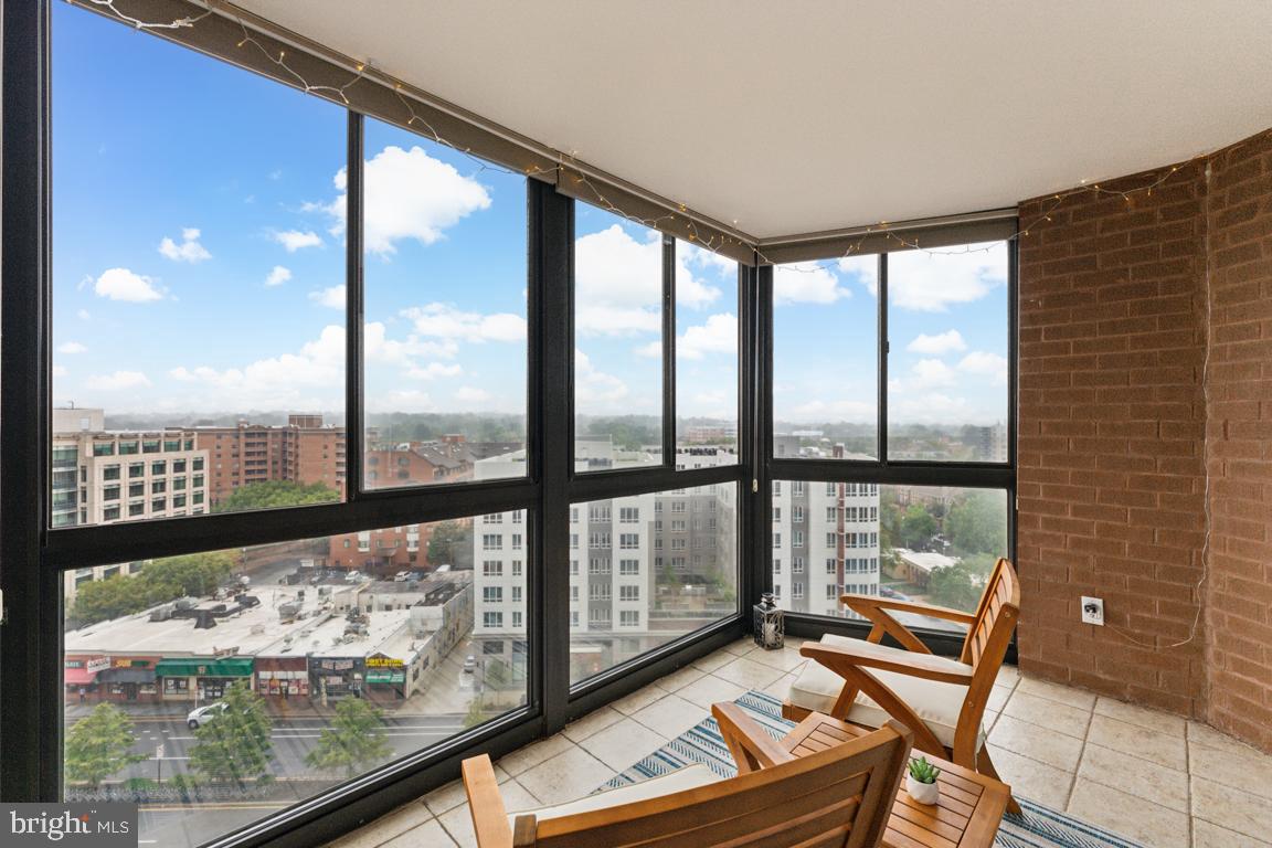 900 N STAFFORD ST #1117, ARLINGTON, Virginia 22203, 3 Bedrooms Bedrooms, ,2 BathroomsBathrooms,Residential,For sale,900 N STAFFORD ST #1117,VAAR2064330 MLS # VAAR2064330
