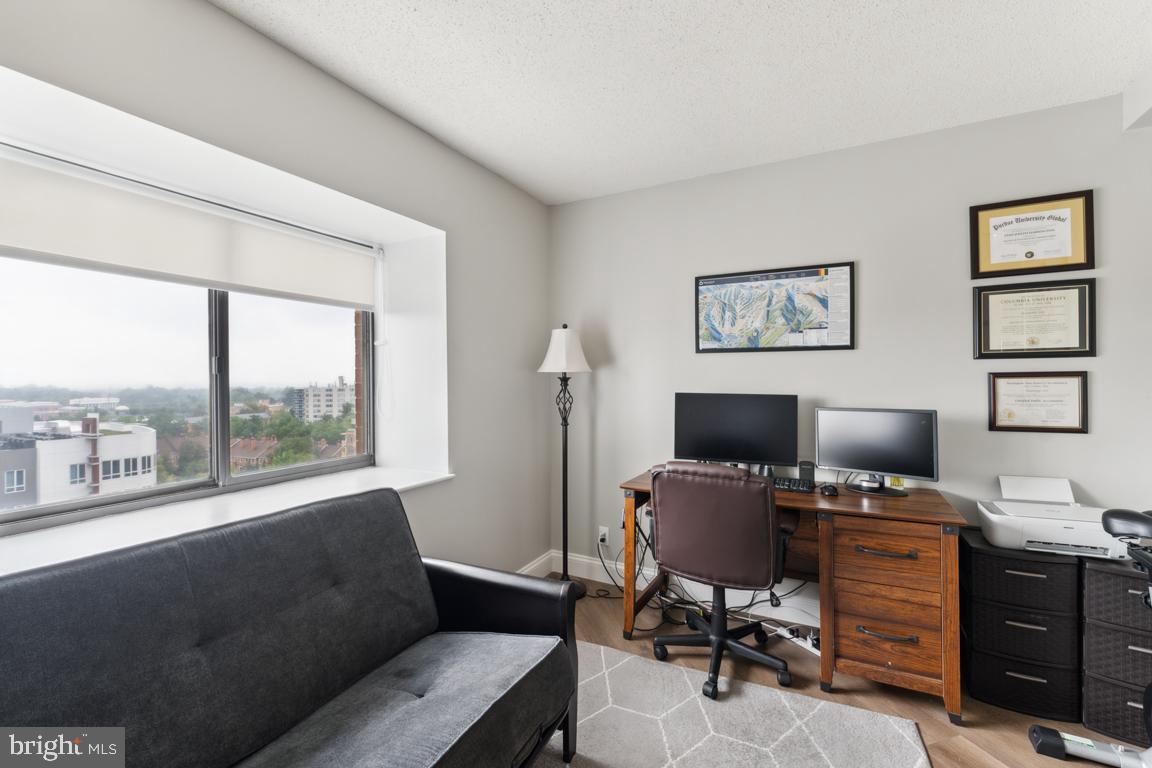 900 N STAFFORD ST #1117, ARLINGTON, Virginia 22203, 3 Bedrooms Bedrooms, ,2 BathroomsBathrooms,Residential,For sale,900 N STAFFORD ST #1117,VAAR2064330 MLS # VAAR2064330