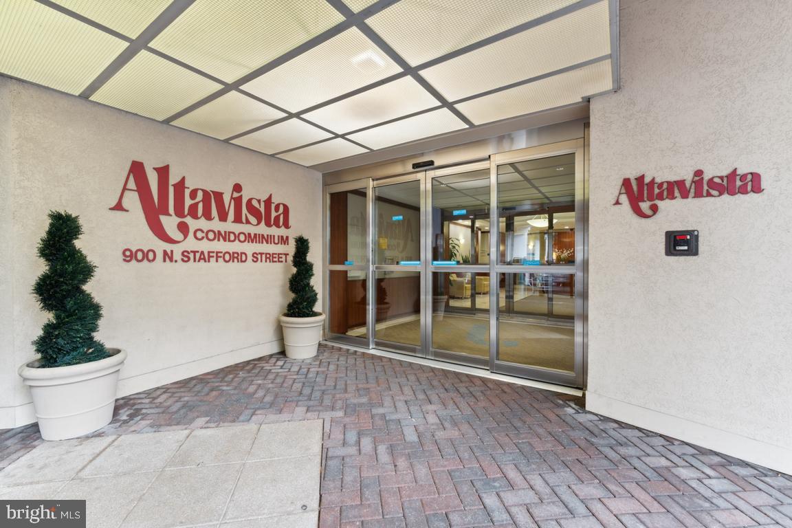 900 N STAFFORD ST #1117, ARLINGTON, Virginia 22203, 3 Bedrooms Bedrooms, ,2 BathroomsBathrooms,Residential,For sale,900 N STAFFORD ST #1117,VAAR2064330 MLS # VAAR2064330