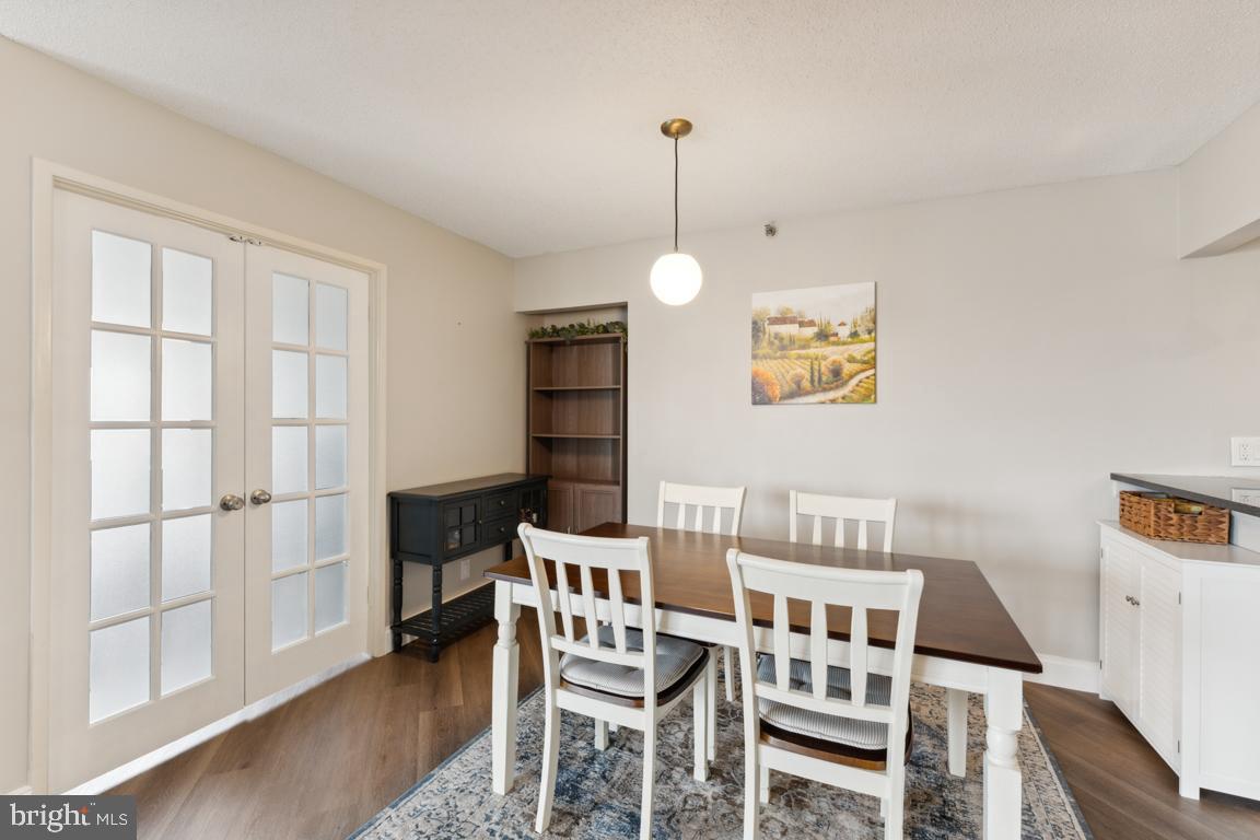 900 N STAFFORD ST #1117, ARLINGTON, Virginia 22203, 3 Bedrooms Bedrooms, ,2 BathroomsBathrooms,Residential,For sale,900 N STAFFORD ST #1117,VAAR2064330 MLS # VAAR2064330