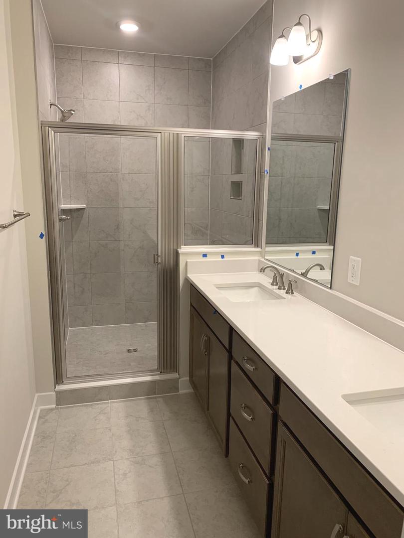 HOMESITE 55 FARR AVE, FAIRFAX, Virginia 22030, 4 Bedrooms Bedrooms, ,3 BathroomsBathrooms,Residential,For sale,HOMESITE 55 FARR AVE,VAFC2007118 MLS # VAFC2007118