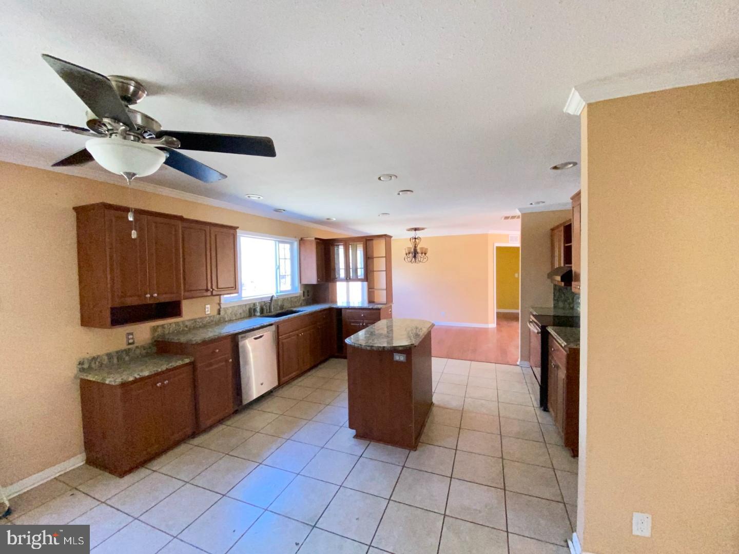 1085 RENRUT RD, BRODNAX, Virginia 23920, 4 Bedrooms Bedrooms, 10 Rooms Rooms,3 BathroomsBathrooms,Residential,For sale,1085 RENRUT RD,VALB2000064 MLS # VALB2000064