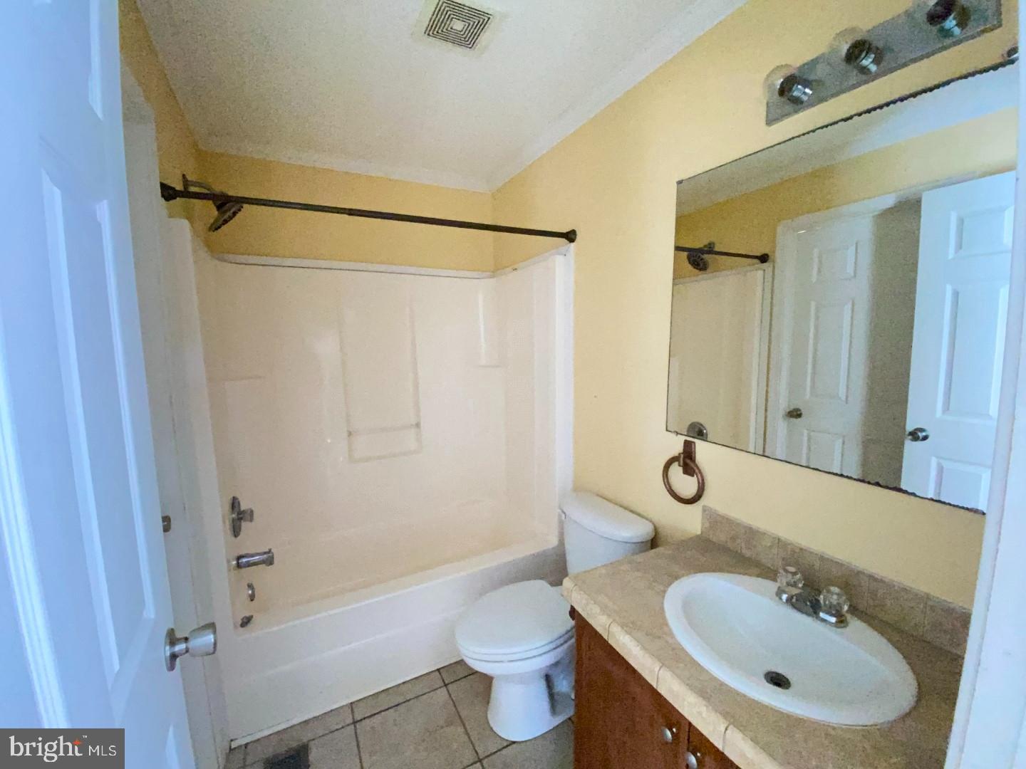 1085 RENRUT RD, BRODNAX, Virginia 23920, 4 Bedrooms Bedrooms, 10 Rooms Rooms,3 BathroomsBathrooms,Residential,For sale,1085 RENRUT RD,VALB2000064 MLS # VALB2000064