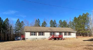 1085 RENRUT RD, BRODNAX, Virginia 23920, 4 Bedrooms Bedrooms, 10 Rooms Rooms,3 BathroomsBathrooms,Residential,For sale,1085 RENRUT RD,VALB2000064 MLS # VALB2000064