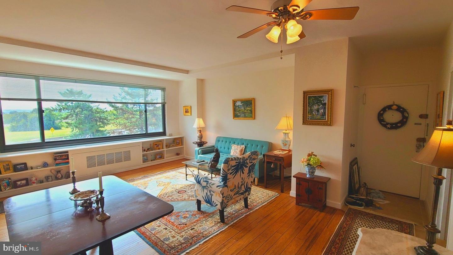 1021 ARLINGTON BLVD #330, ARLINGTON, Virginia 22209, 1 Bedroom Bedrooms, ,1 BathroomBathrooms,Residential,For sale,1021 ARLINGTON BLVD #330,VAAR2064332 MLS # VAAR2064332