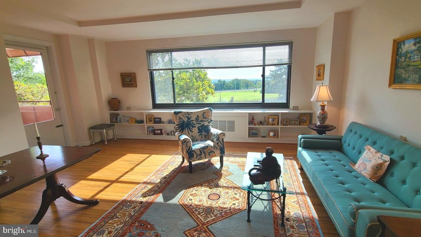 1021 ARLINGTON BLVD #330, ARLINGTON, Virginia 22209, 1 Bedroom Bedrooms, ,1 BathroomBathrooms,Residential,For sale,1021 ARLINGTON BLVD #330,VAAR2064332 MLS # VAAR2064332