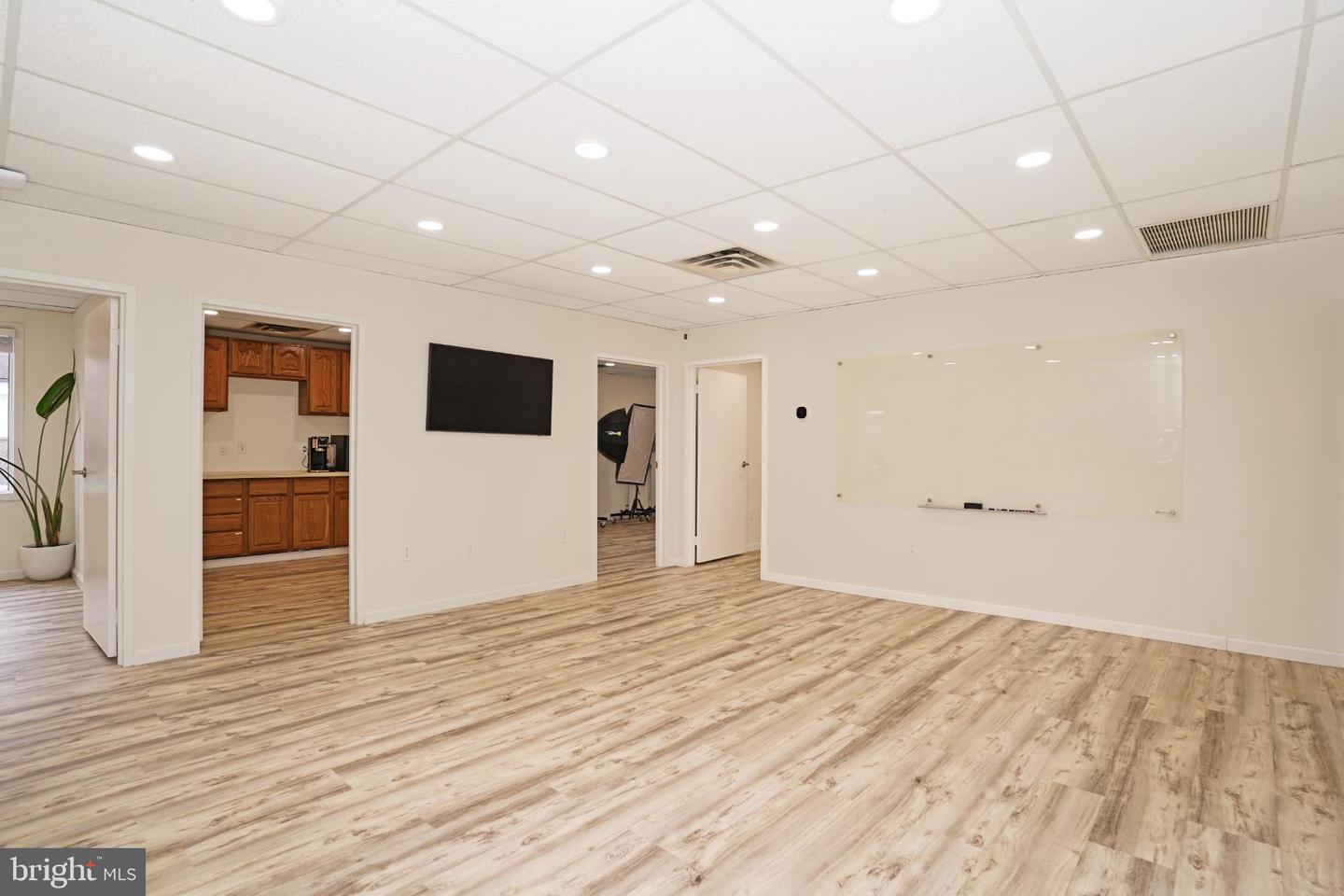 8304 OLD COURTHOUSE RD #B, VIENNA, Virginia 22182, ,Land,For sale,8304 OLD COURTHOUSE RD #B,VAFX2270050 MLS # VAFX2270050