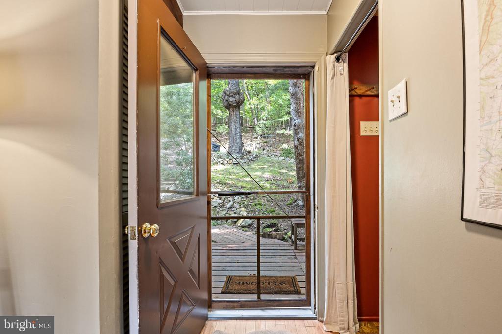 303 JORDAN HOLLOW RD, STANLEY, Virginia 22851, 2 Bedrooms Bedrooms, ,2 BathroomsBathrooms,Residential,303 JORDAN HOLLOW RD,VAPA2005164 MLS # VAPA2005164