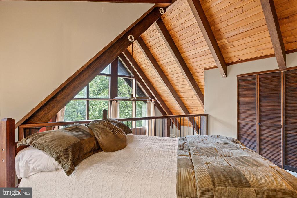 303 JORDAN HOLLOW RD, STANLEY, Virginia 22851, 2 Bedrooms Bedrooms, ,2 BathroomsBathrooms,Residential,303 JORDAN HOLLOW RD,VAPA2005164 MLS # VAPA2005164