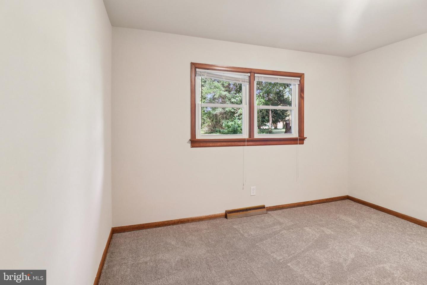 848 LINCOLN DR, FREDERICKSBURG, Virginia 22407, 3 Bedrooms Bedrooms, ,1 BathroomBathrooms,Residential,For sale,848 LINCOLN DR,VASP2034718 MLS # VASP2034718