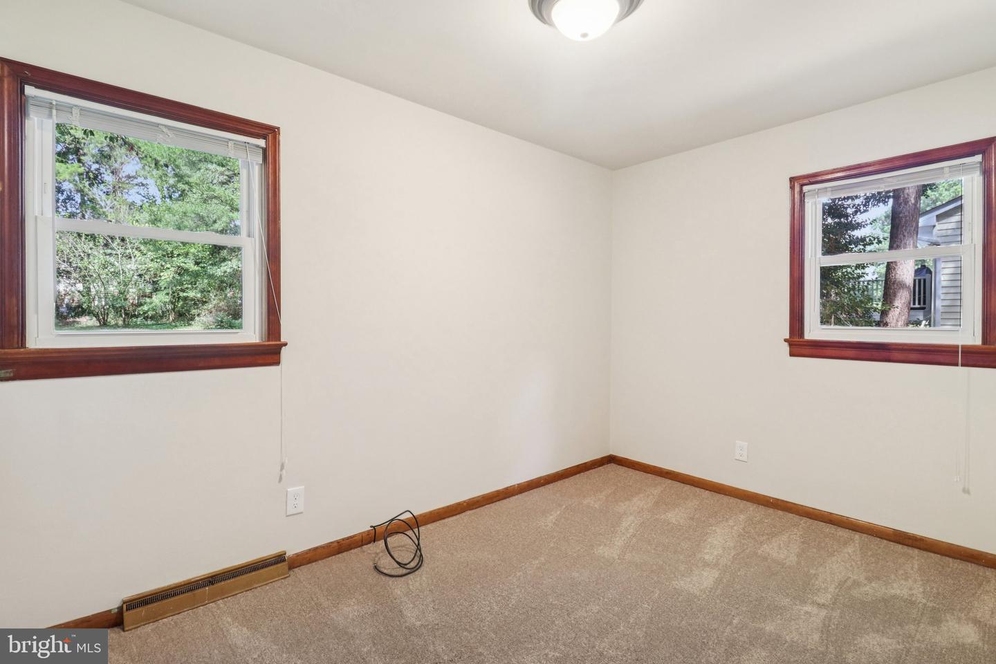 848 LINCOLN DR, FREDERICKSBURG, Virginia 22407, 3 Bedrooms Bedrooms, ,1 BathroomBathrooms,Residential,For sale,848 LINCOLN DR,VASP2034718 MLS # VASP2034718