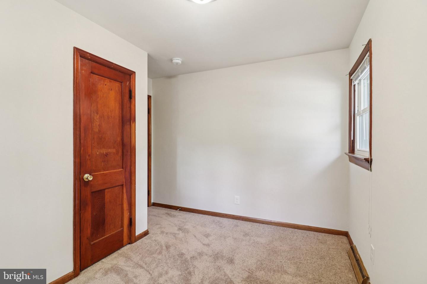848 LINCOLN DR, FREDERICKSBURG, Virginia 22407, 3 Bedrooms Bedrooms, ,1 BathroomBathrooms,Residential,For sale,848 LINCOLN DR,VASP2034718 MLS # VASP2034718