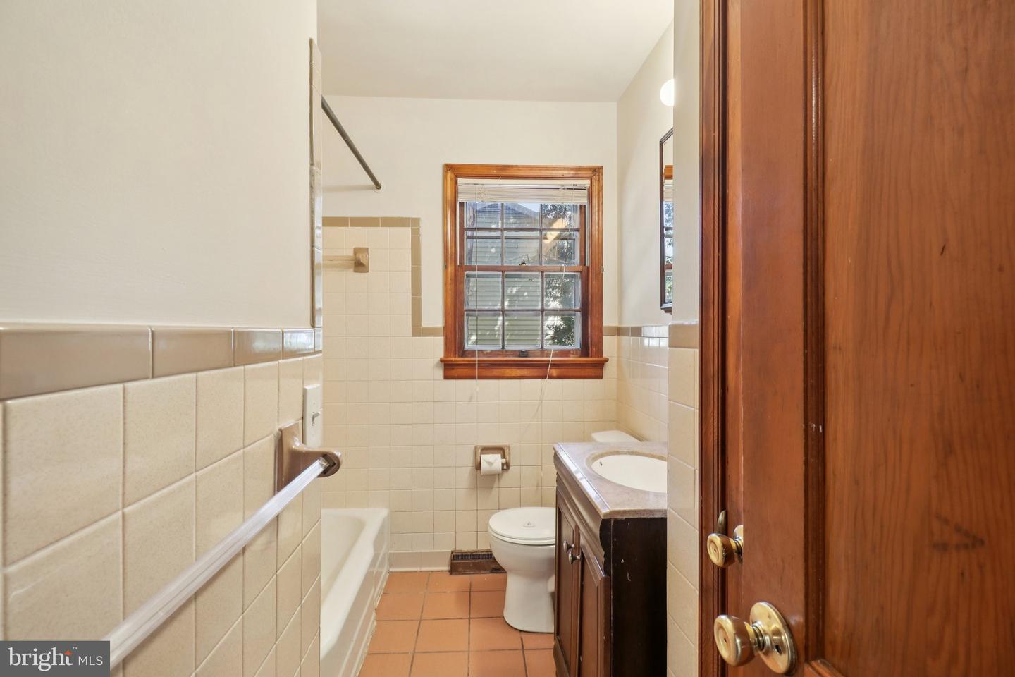 848 LINCOLN DR, FREDERICKSBURG, Virginia 22407, 3 Bedrooms Bedrooms, ,1 BathroomBathrooms,Residential,For sale,848 LINCOLN DR,VASP2034718 MLS # VASP2034718