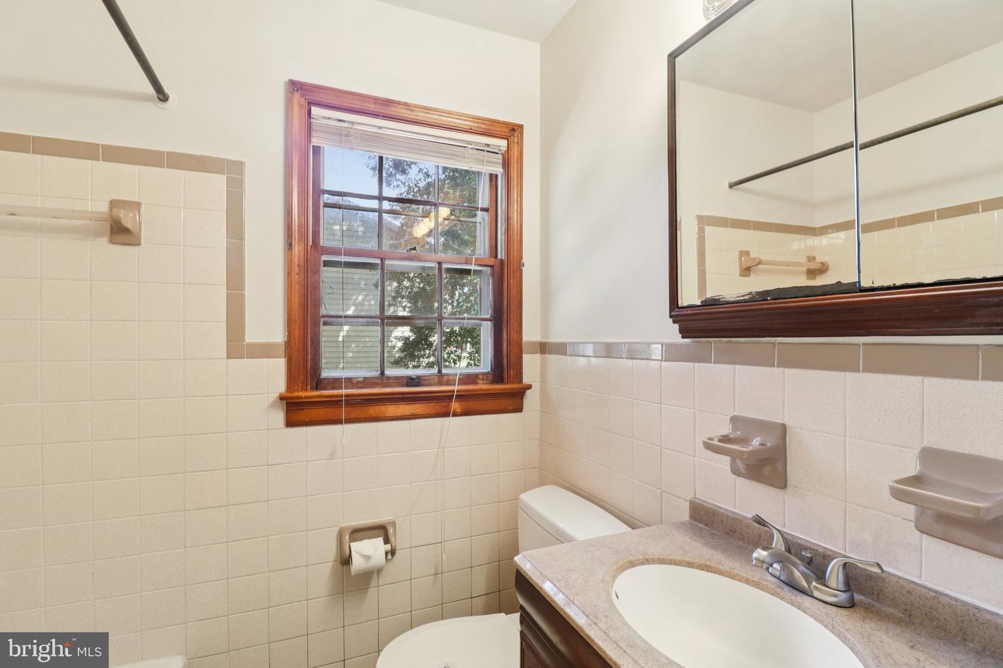 848 LINCOLN DR, FREDERICKSBURG, Virginia 22407, 3 Bedrooms Bedrooms, ,1 BathroomBathrooms,Residential,For sale,848 LINCOLN DR,VASP2034718 MLS # VASP2034718